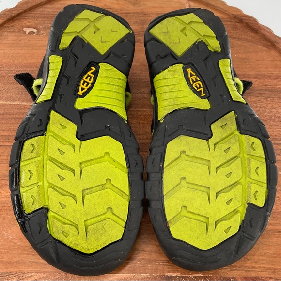 KEEN Newport H2 Sandals, Kids/Youth Size 5 - Picture 10 of 10